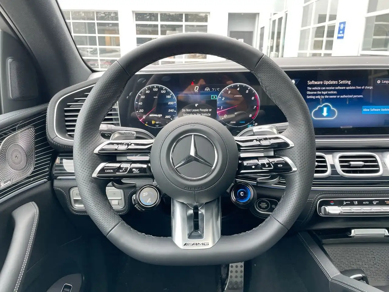 Mercedes-Benz GLE снимка Mercedes-Benz GLE