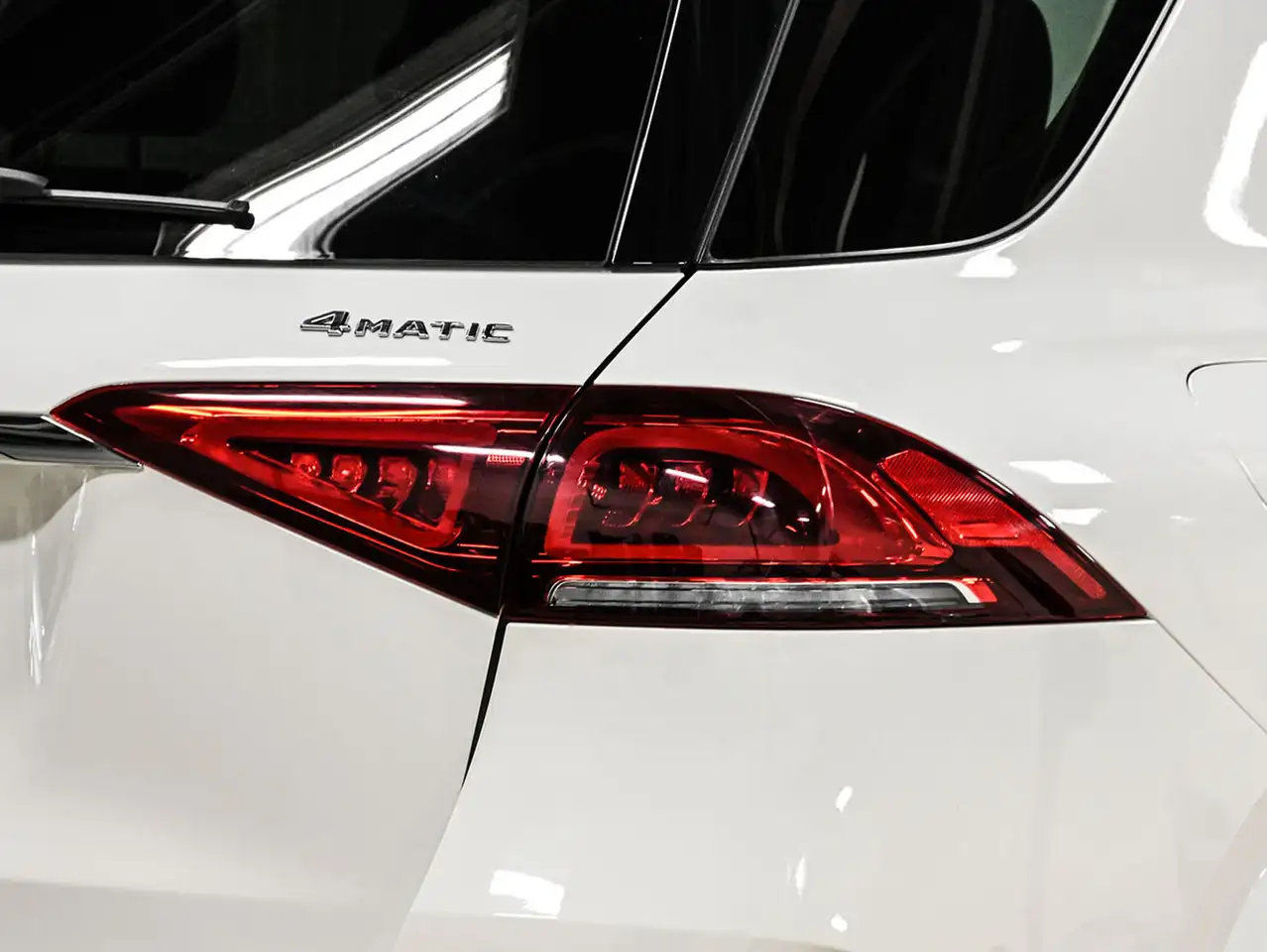 Mercedes-Benz GLE снимка Mercedes-Benz GLE