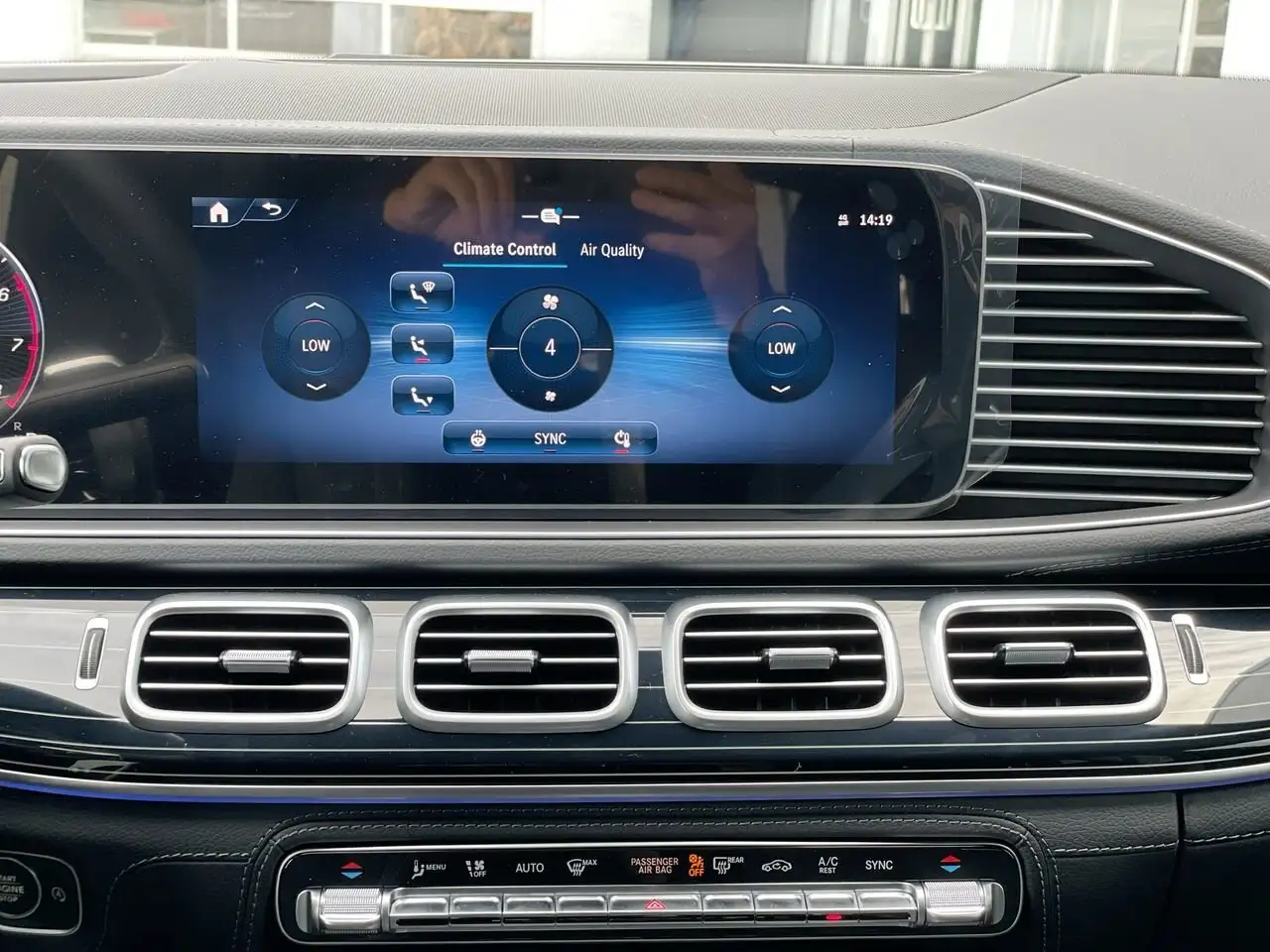 Mercedes-Benz GLE снимка Mercedes-Benz GLE