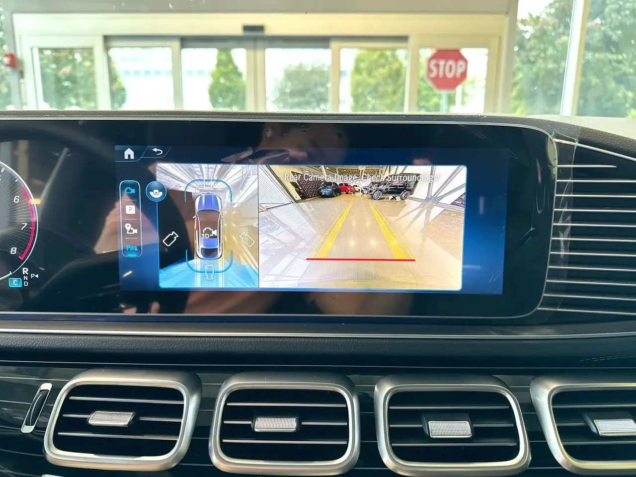 Mercedes-Benz GLE снимка Mercedes-Benz GLE