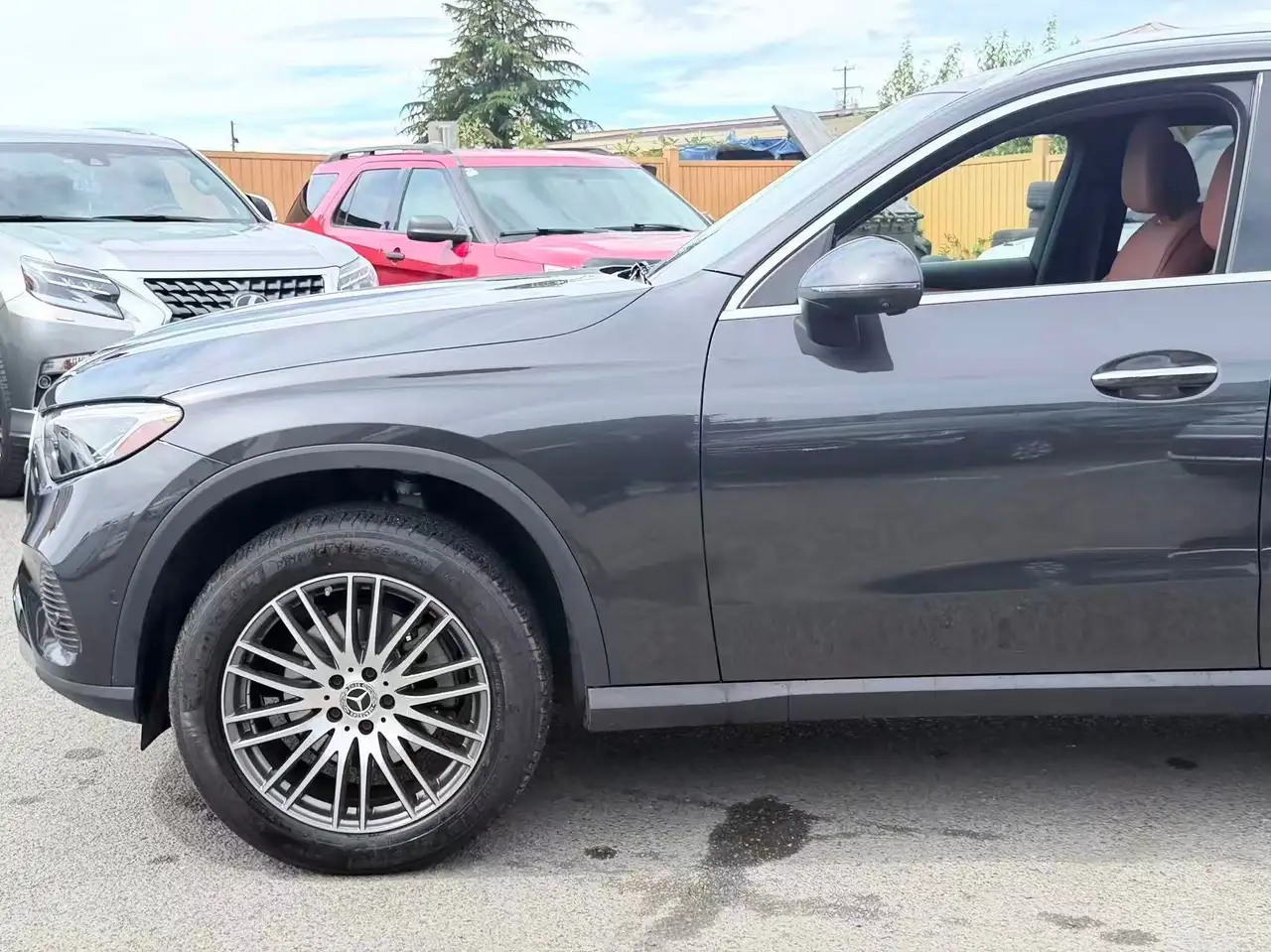 Mercedes-Benz GLC photo Mercedes-Benz GLC