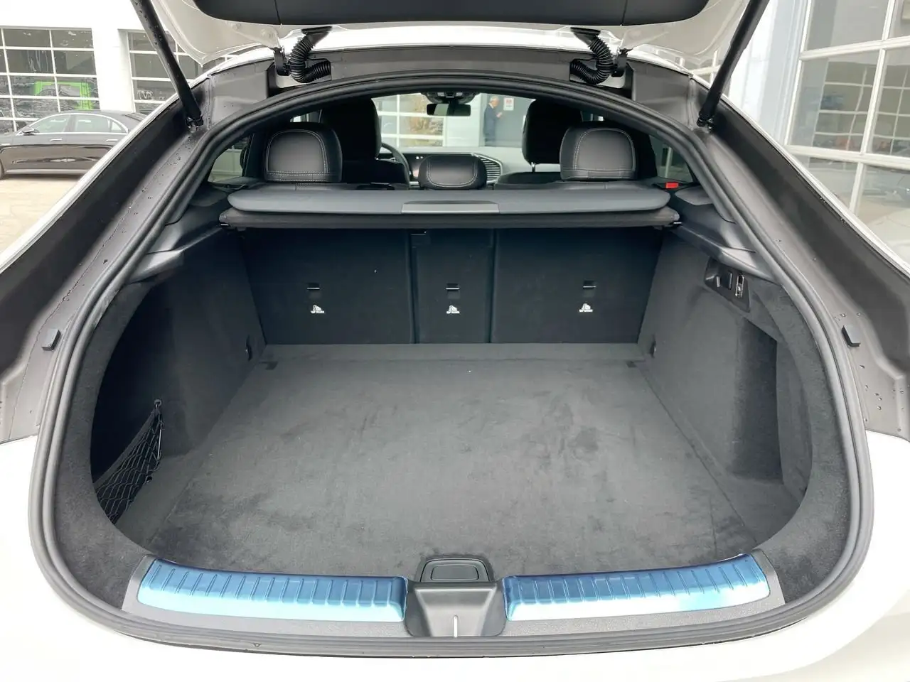 Mercedes-Benz GLE снимка Mercedes-Benz GLE