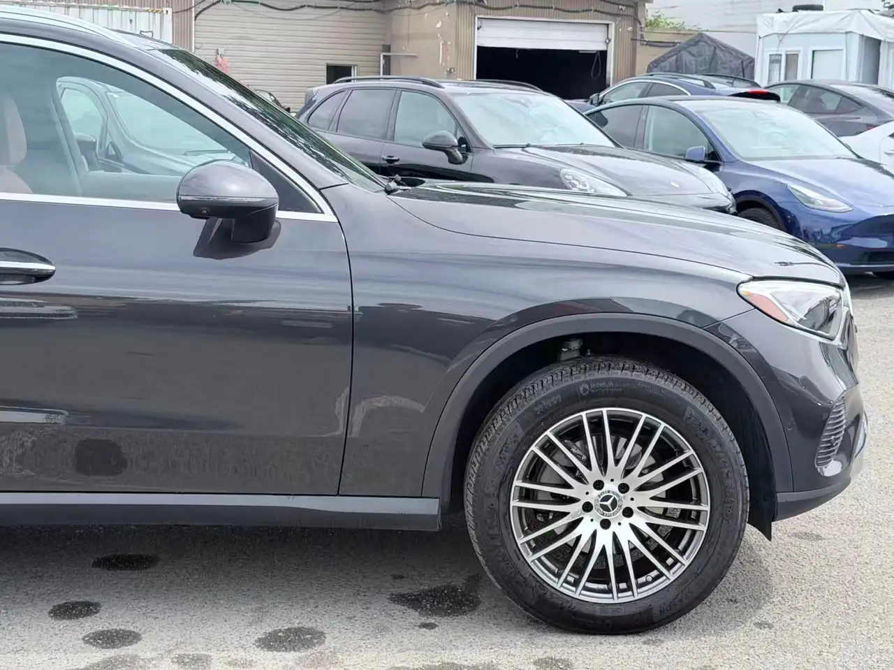 Mercedes-Benz GLC photo Mercedes-Benz GLC
