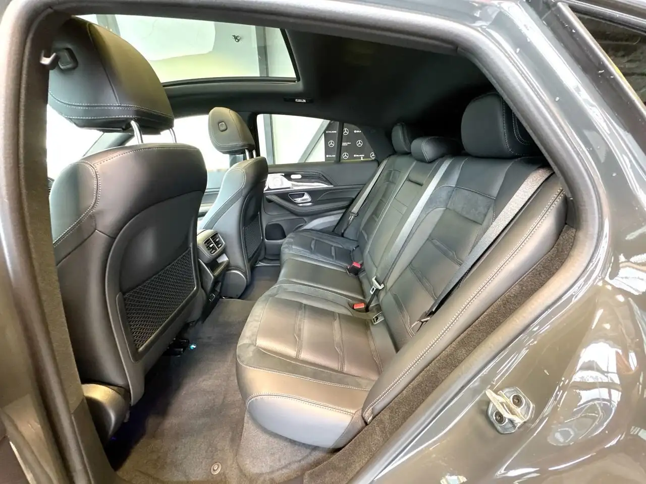 Mercedes-Benz GLE снимка Mercedes-Benz GLE