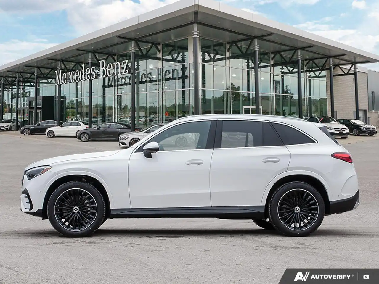 Mercedes-Benz GLC снимка Mercedes-Benz GLC