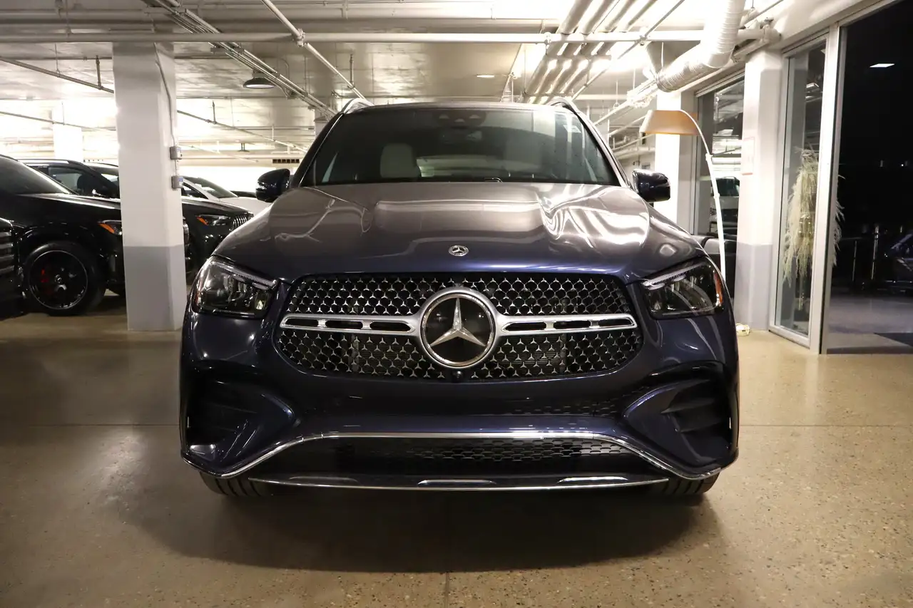 Mercedes-Benz GLE снимка Mercedes-Benz GLE