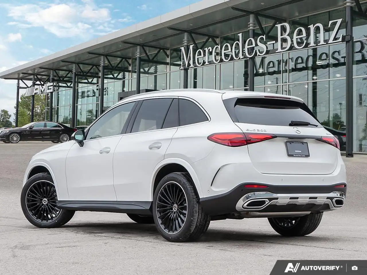 Mercedes-Benz GLC снимка Mercedes-Benz GLC