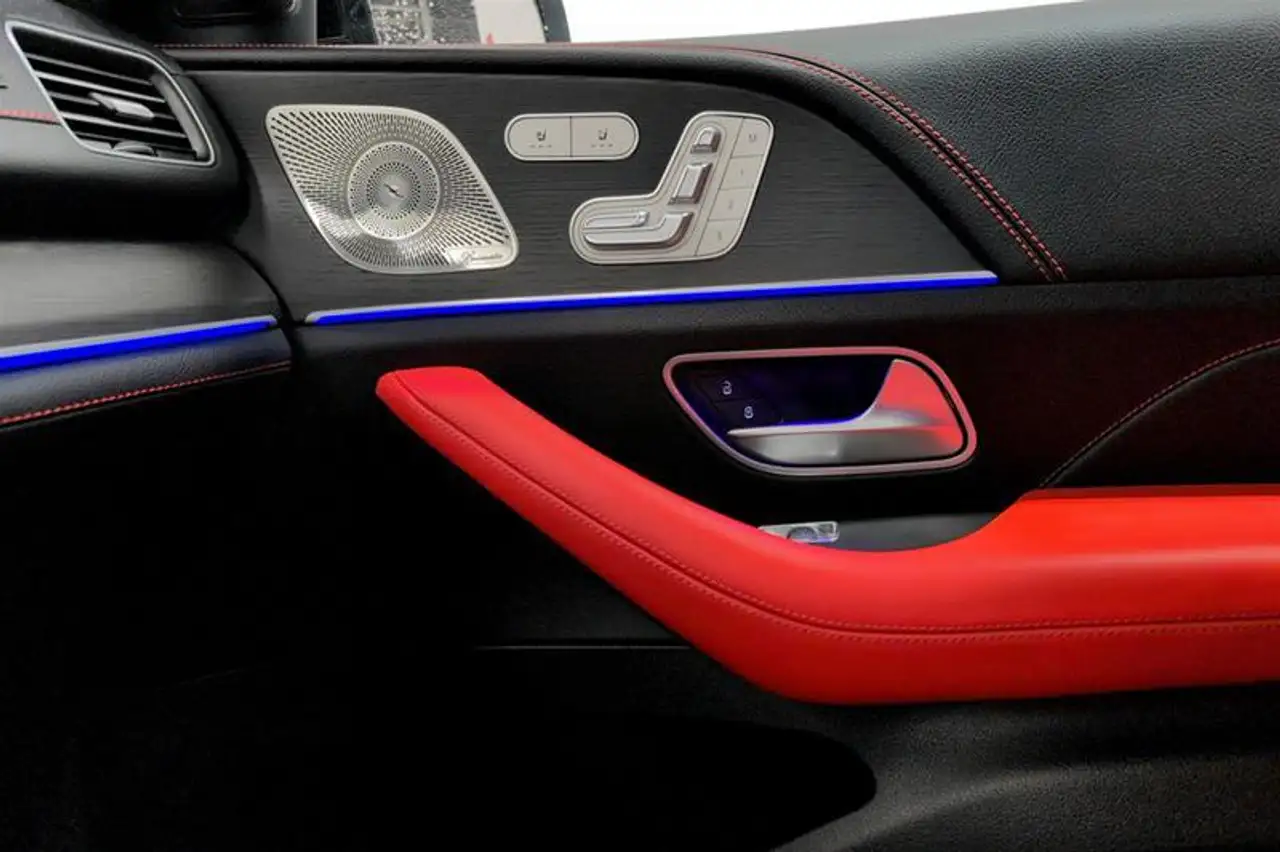 Mercedes-Benz GLE снимка Mercedes-Benz GLE