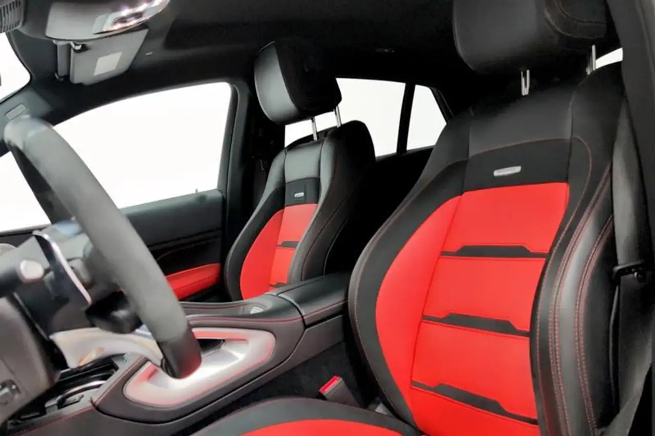 Mercedes-Benz GLE снимка Mercedes-Benz GLE