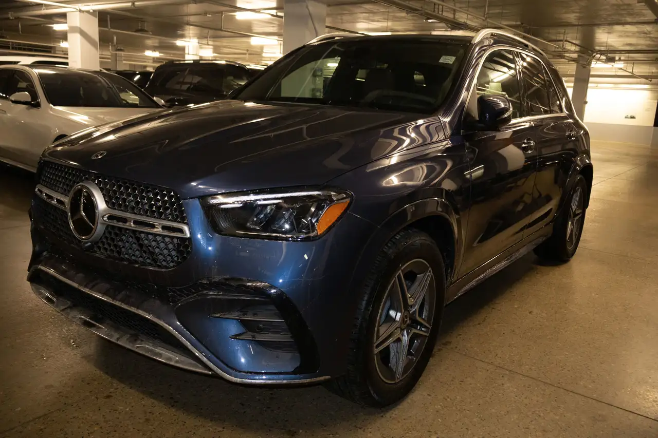 Mercedes-Benz GLE снимка Mercedes-Benz GLE