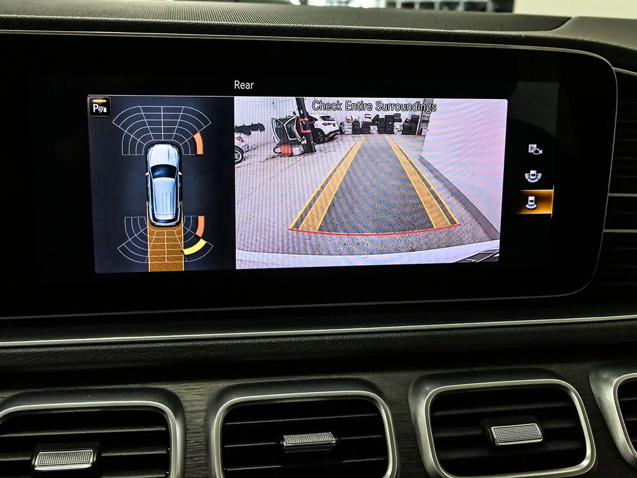 Mercedes-Benz GLE снимка Mercedes-Benz GLE