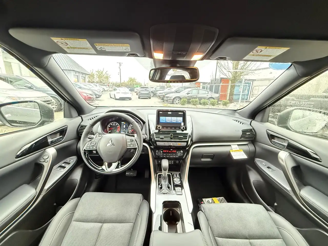 Mitsubishi Eclipse Cross снимка Mitsubishi Eclipse Cross