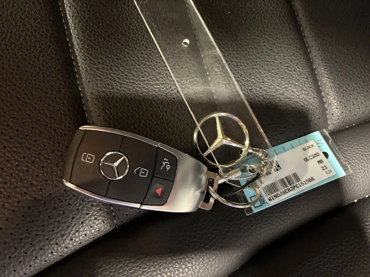 Mercedes-Benz GLC снимка Mercedes-Benz GLC