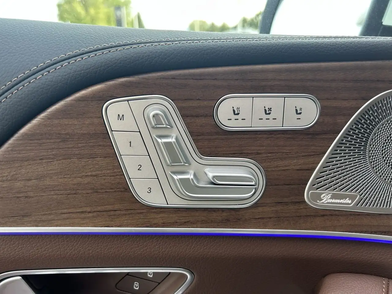 Mercedes-Benz GLE снимка Mercedes-Benz GLE