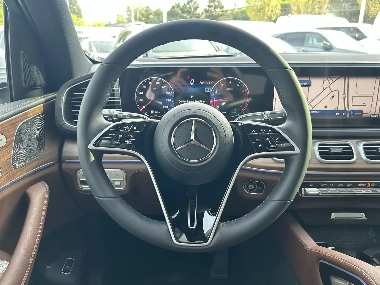Mercedes-Benz GLE снимка Mercedes-Benz GLE