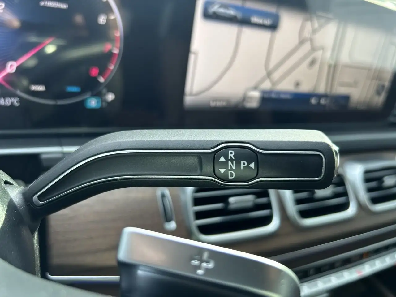 Mercedes-Benz GLE снимка Mercedes-Benz GLE