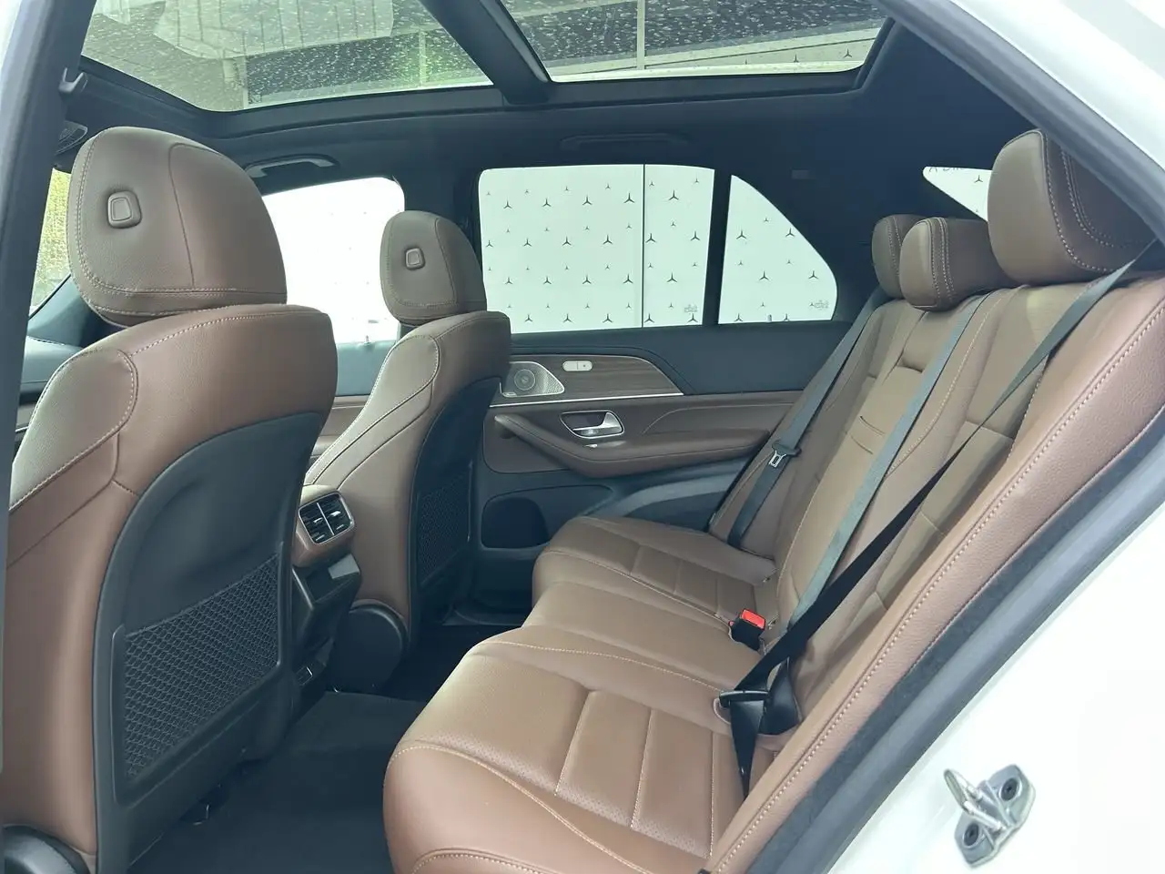 Mercedes-Benz GLE снимка Mercedes-Benz GLE