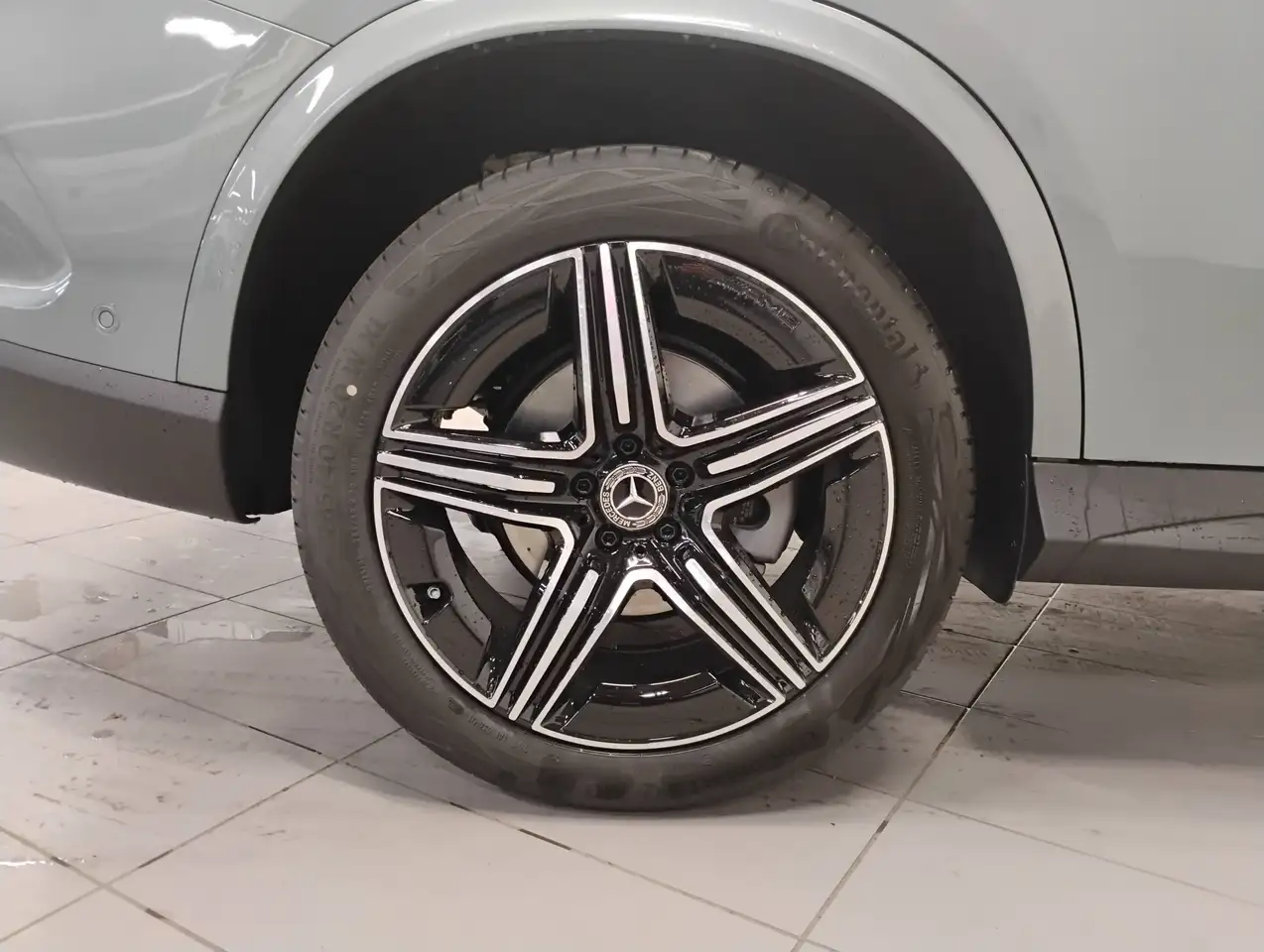 Mercedes-Benz GLC снимка Mercedes-Benz GLC