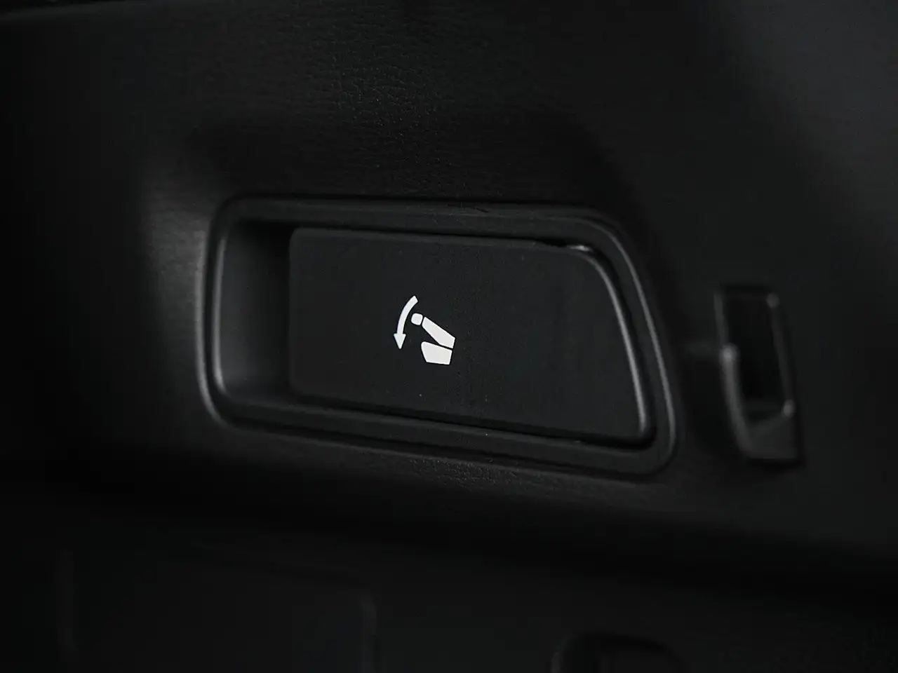 Mitsubishi Outlander снимка Mitsubishi Outlander