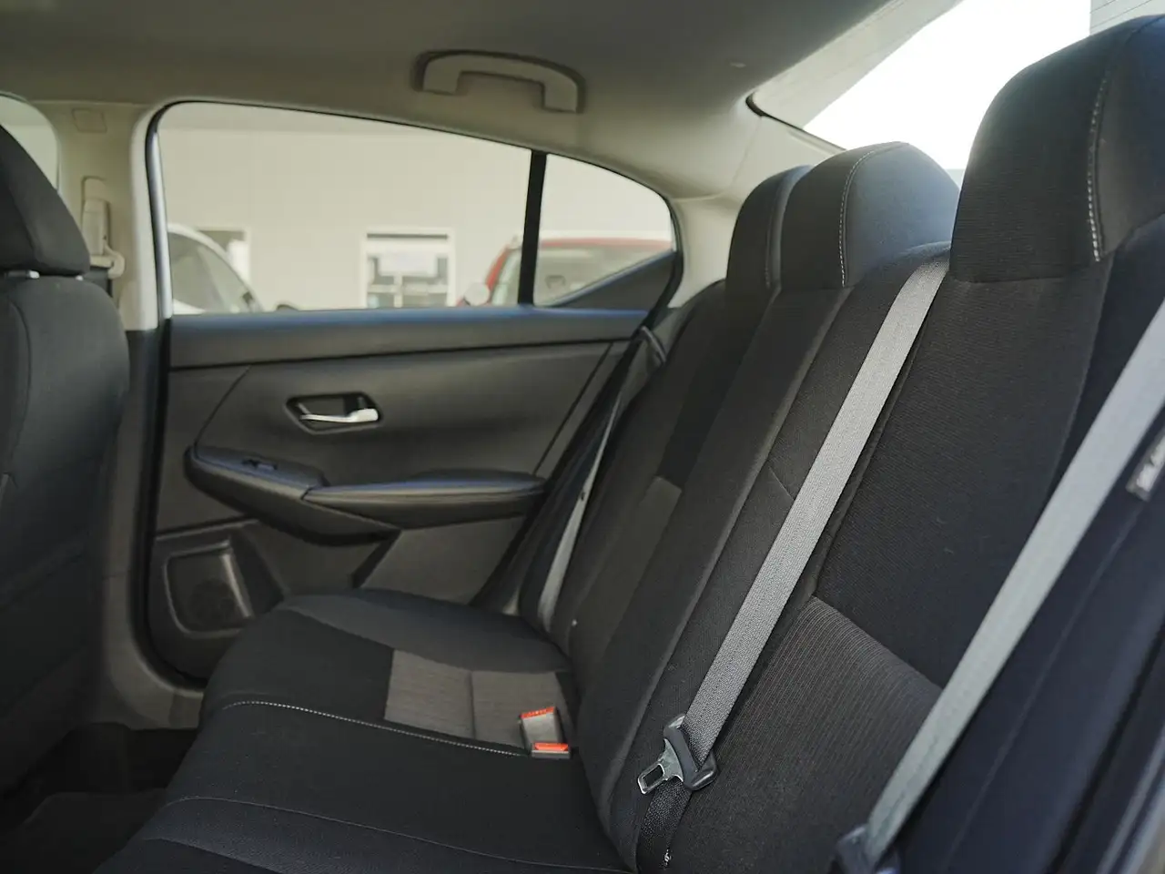 Nissan Sentra снимка Nissan Sentra