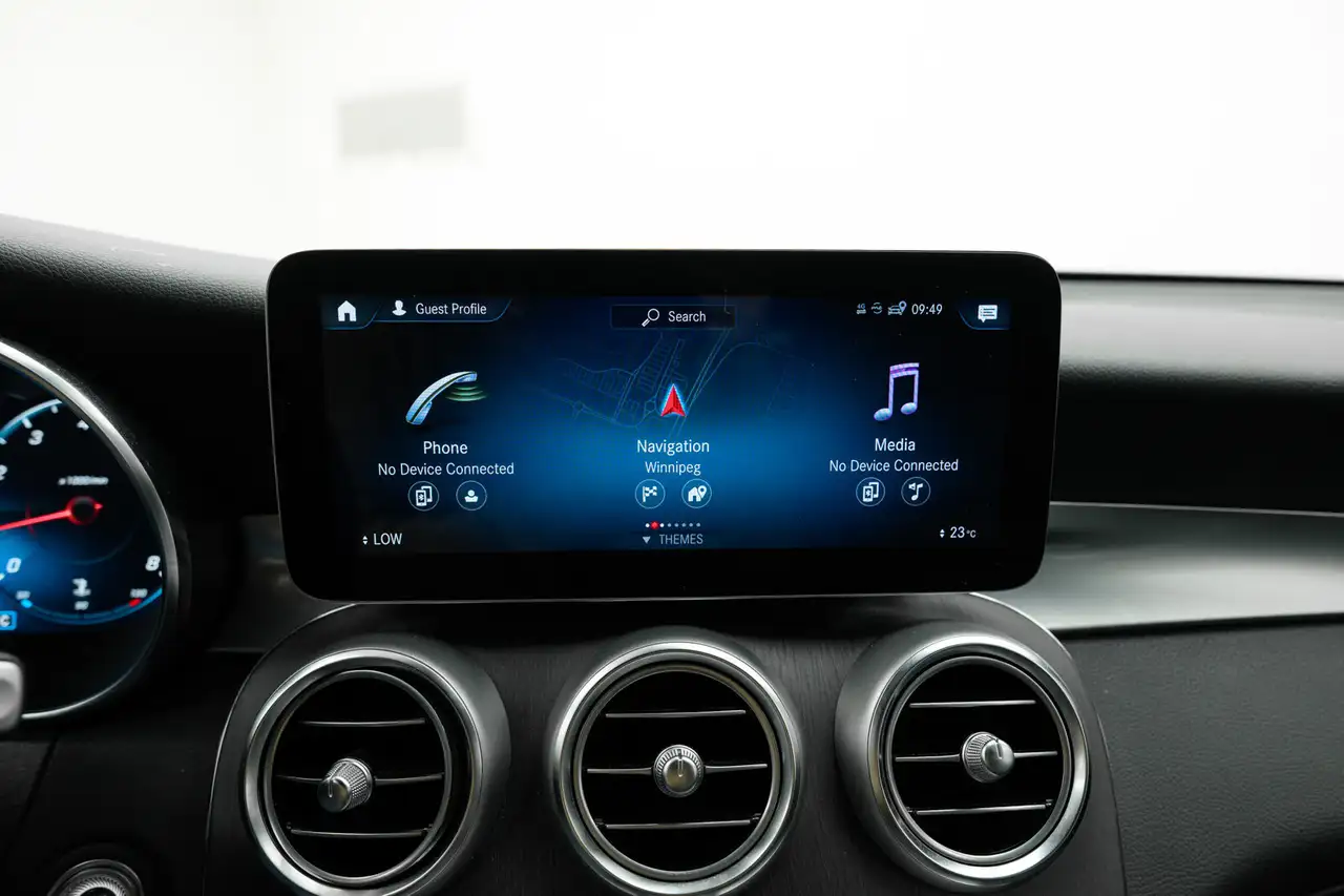 Mercedes-Benz GLC снимка Mercedes-Benz GLC