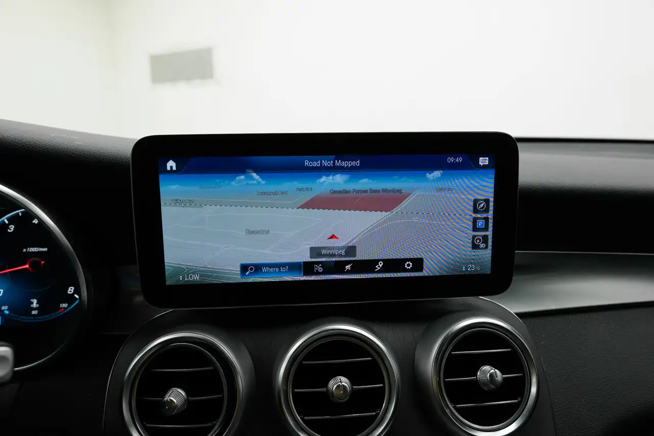 Mercedes-Benz GLC снимка Mercedes-Benz GLC