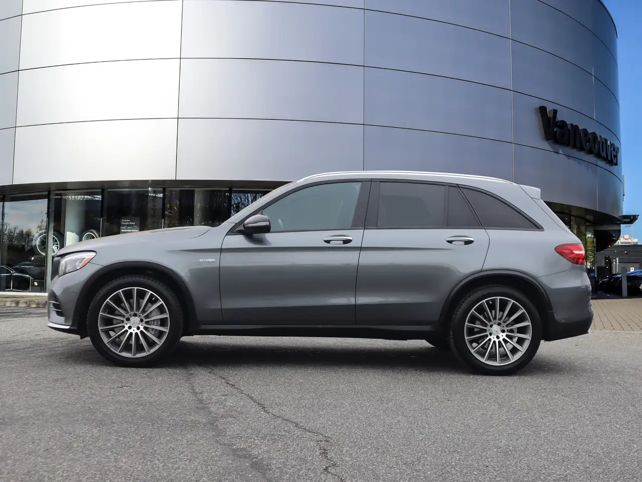 Mercedes-Benz GLC снимка Mercedes-Benz GLC