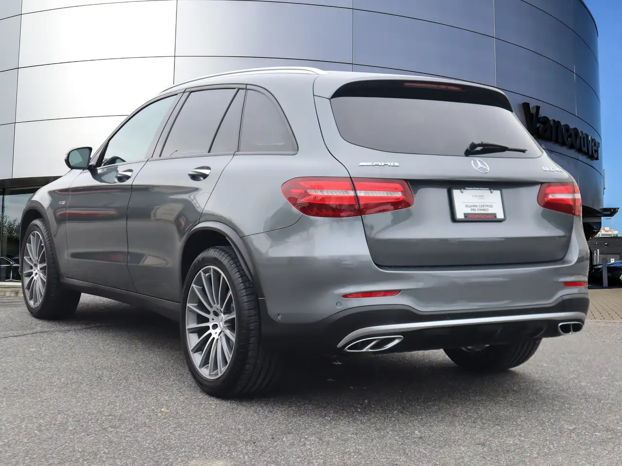 Mercedes-Benz GLC снимка Mercedes-Benz GLC