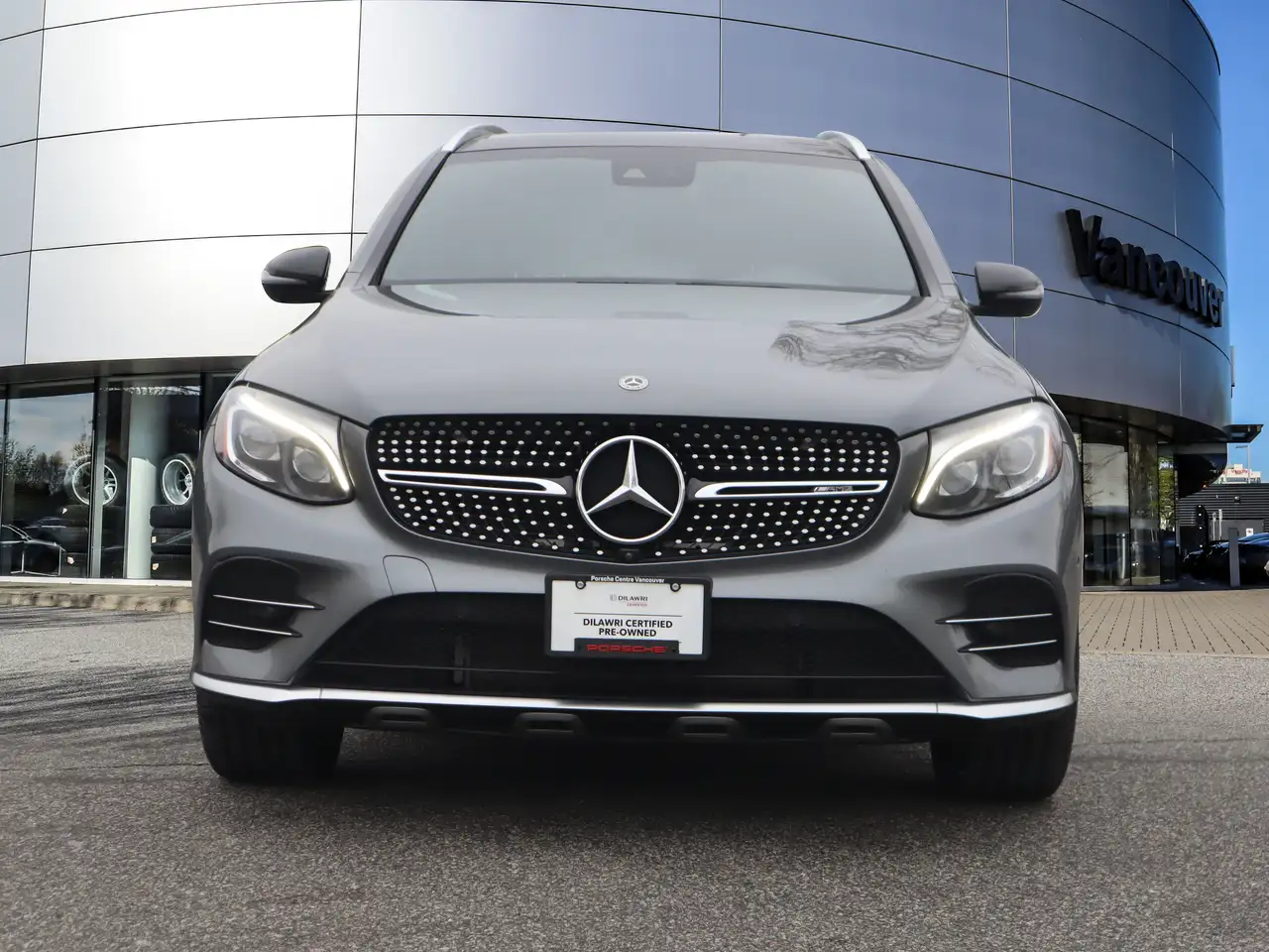 Mercedes-Benz GLC снимка Mercedes-Benz GLC