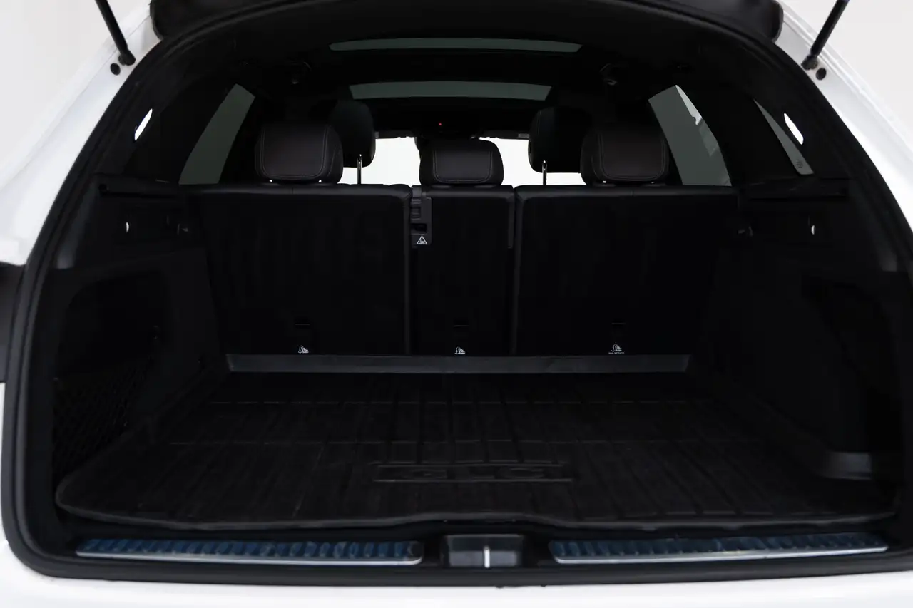 Mercedes-Benz GLC снимка Mercedes-Benz GLC