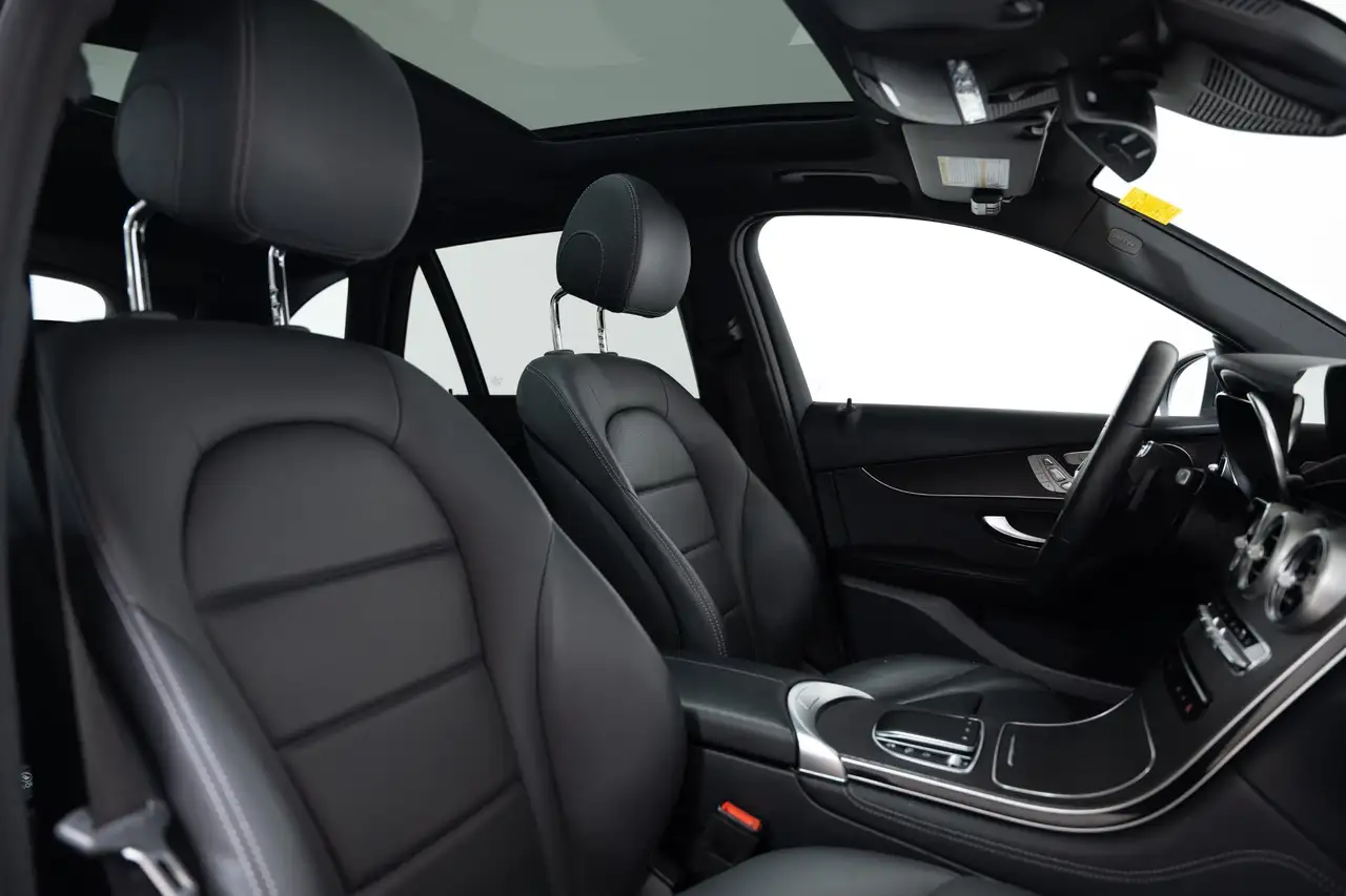 Mercedes-Benz GLC снимка Mercedes-Benz GLC
