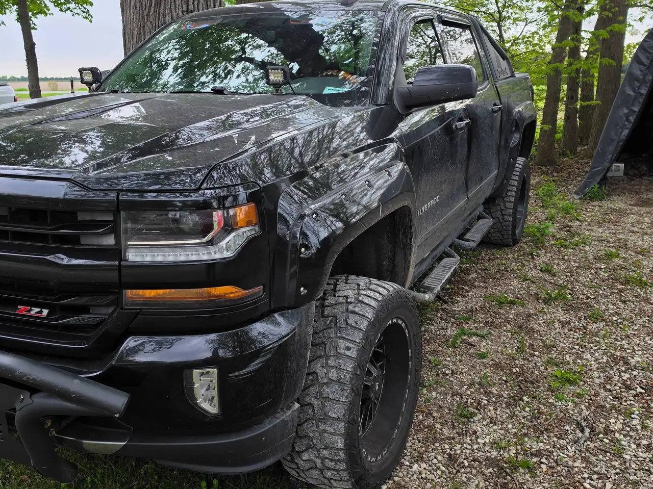 Chevrolet Silverado 1500 снимка Chevrolet Silverado 1500