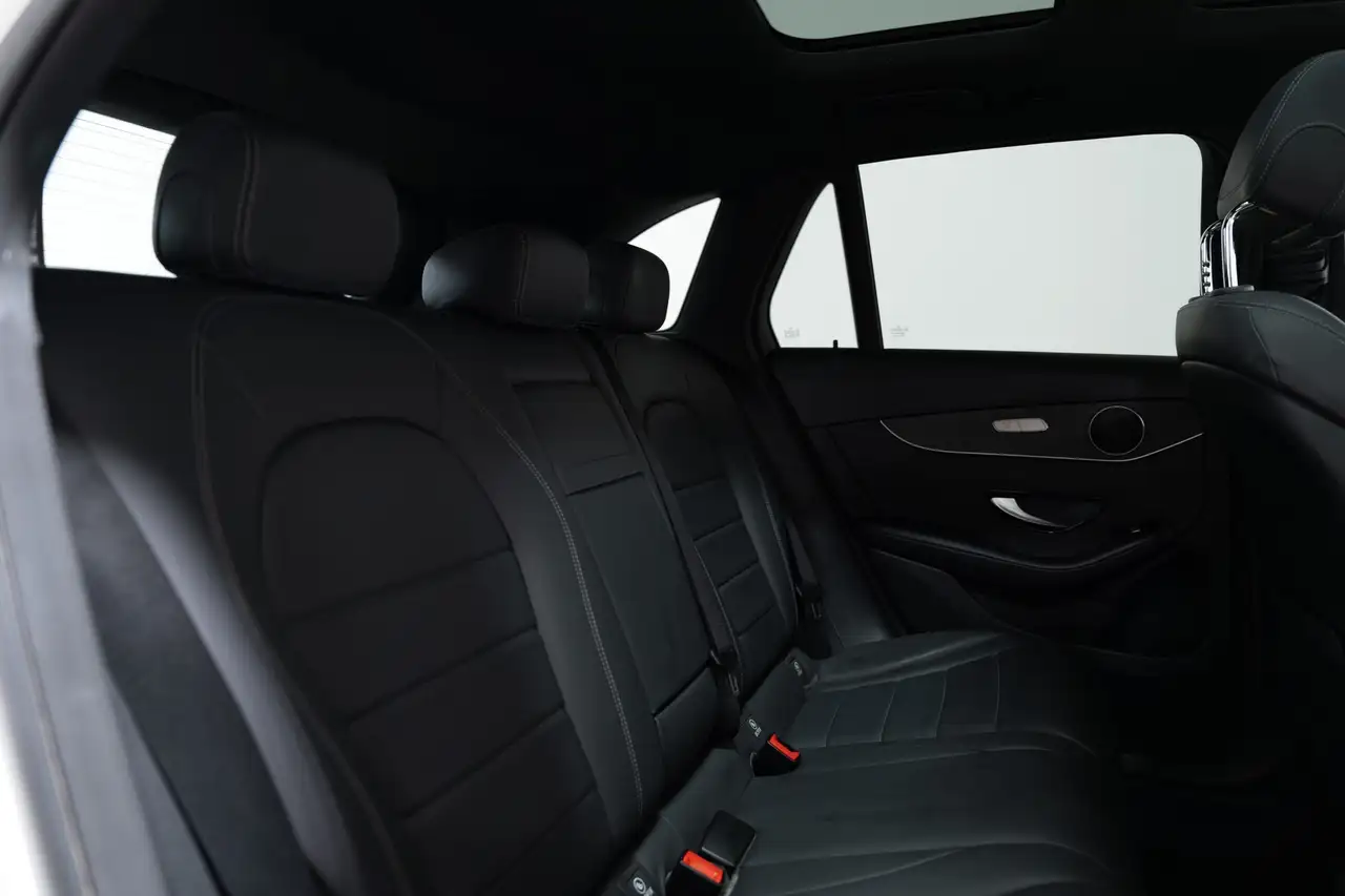 Mercedes-Benz GLC снимка Mercedes-Benz GLC