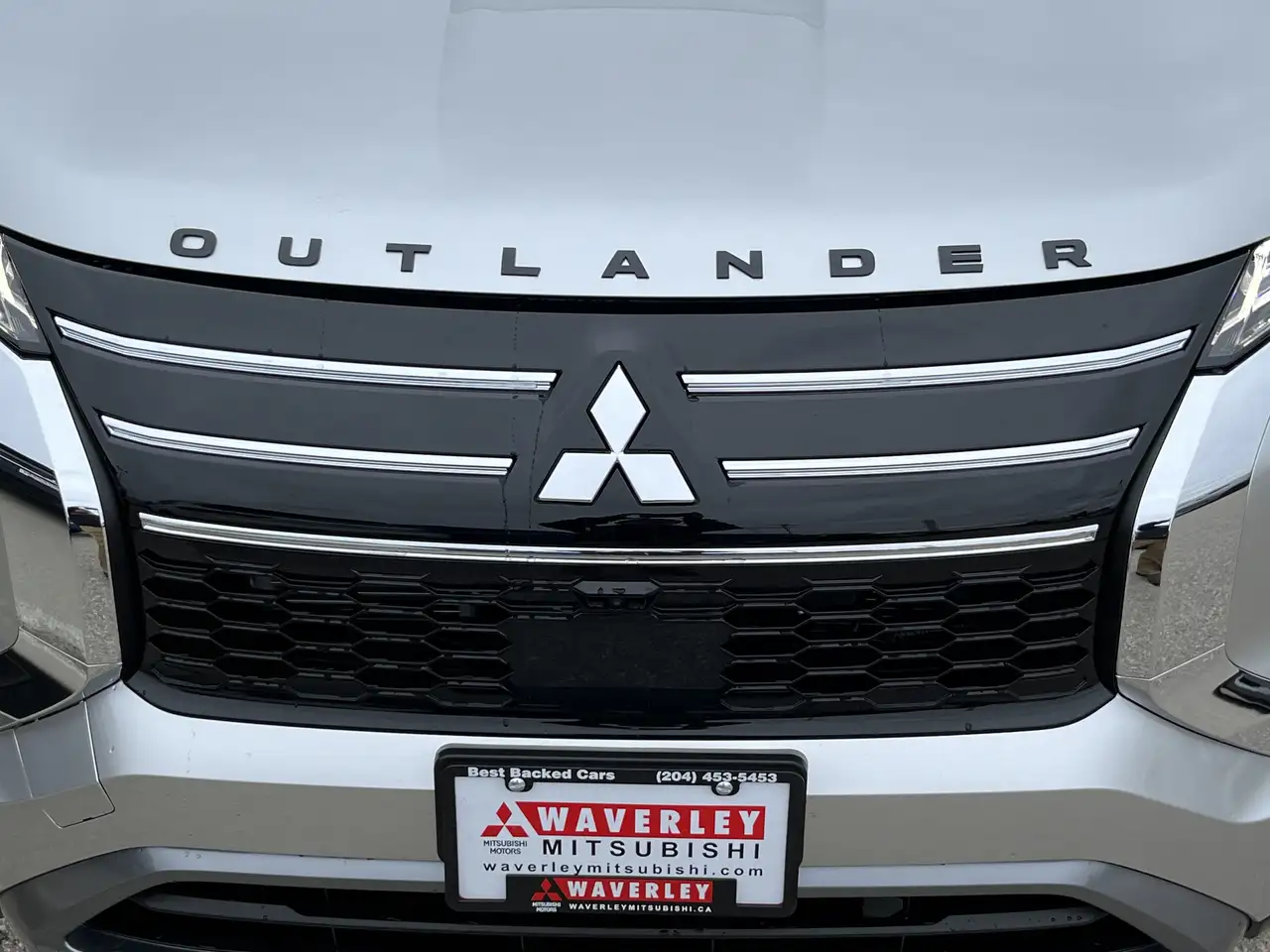 Mitsubishi Outlander снимка Mitsubishi Outlander