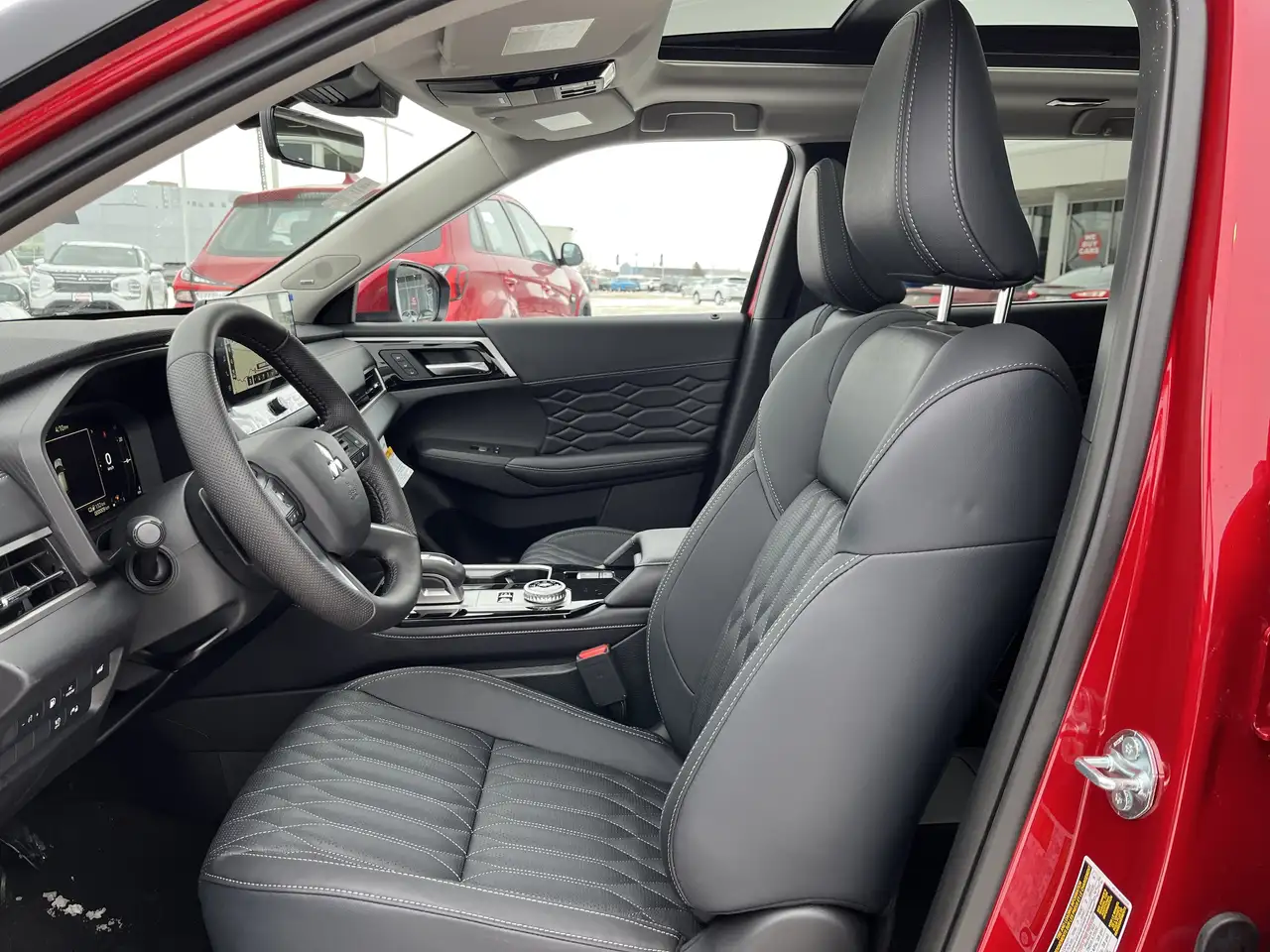 Mitsubishi Outlander снимка Mitsubishi Outlander