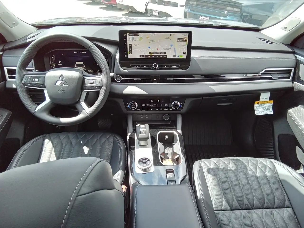 Mitsubishi Outlander снимка Mitsubishi Outlander