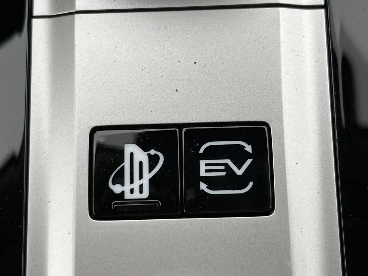 Mitsubishi Outlander снимка Mitsubishi Outlander