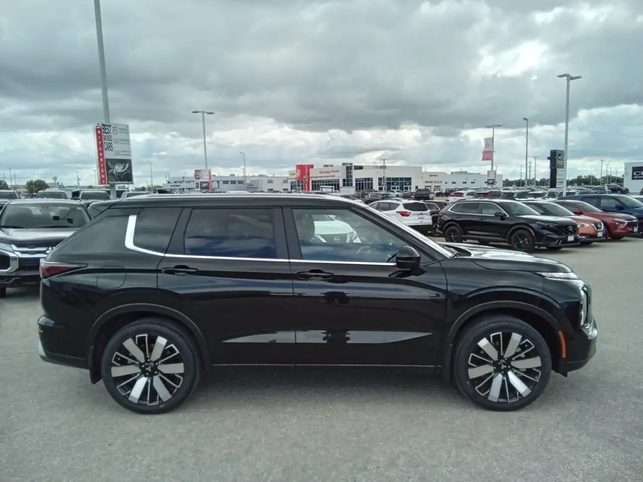 Mitsubishi Outlander снимка Mitsubishi Outlander