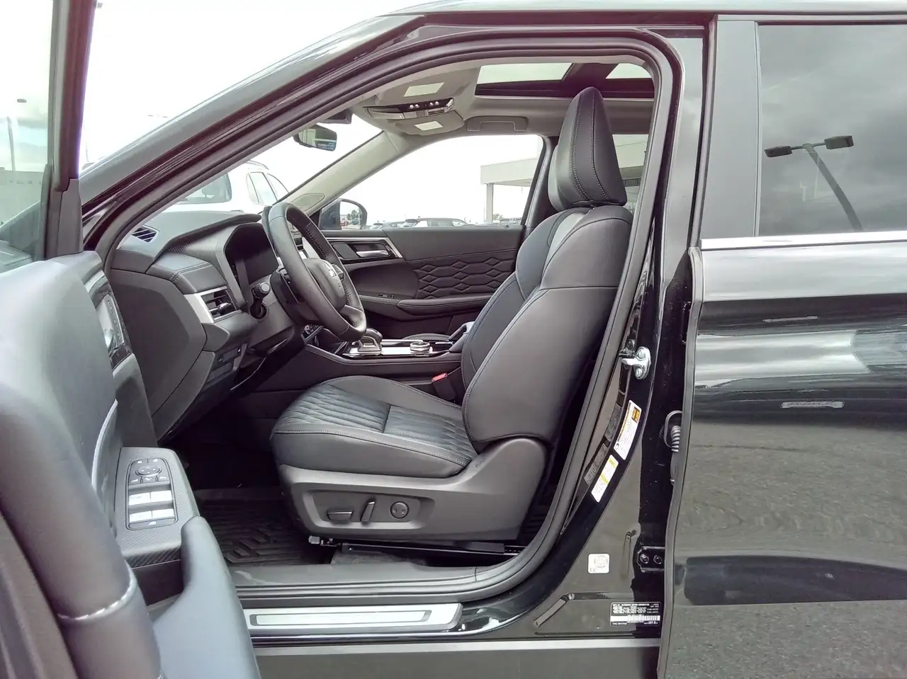 Mitsubishi Outlander снимка Mitsubishi Outlander