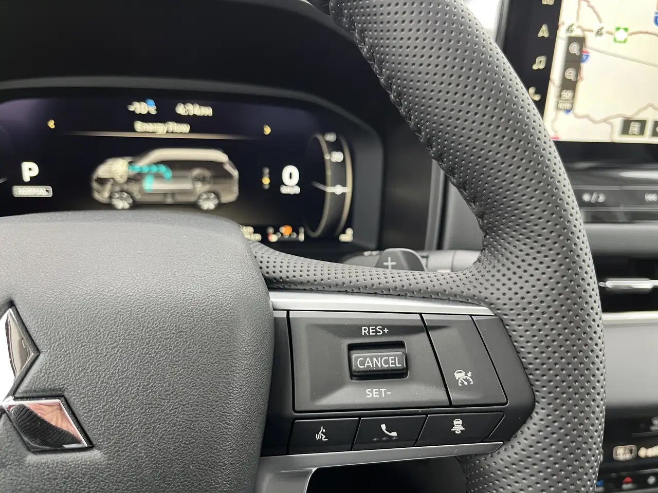 Mitsubishi Outlander снимка Mitsubishi Outlander