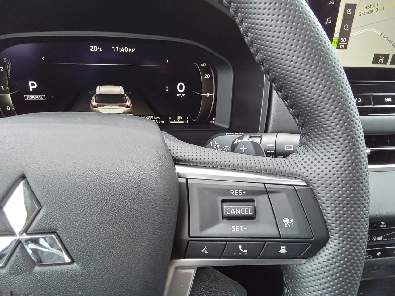 Mitsubishi Outlander снимка Mitsubishi Outlander