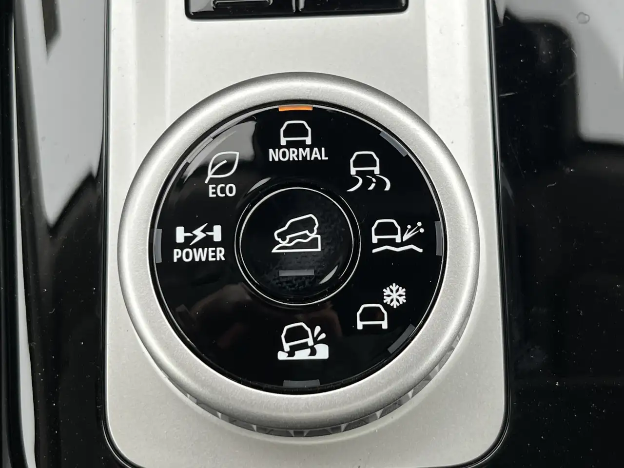 Mitsubishi Outlander снимка Mitsubishi Outlander