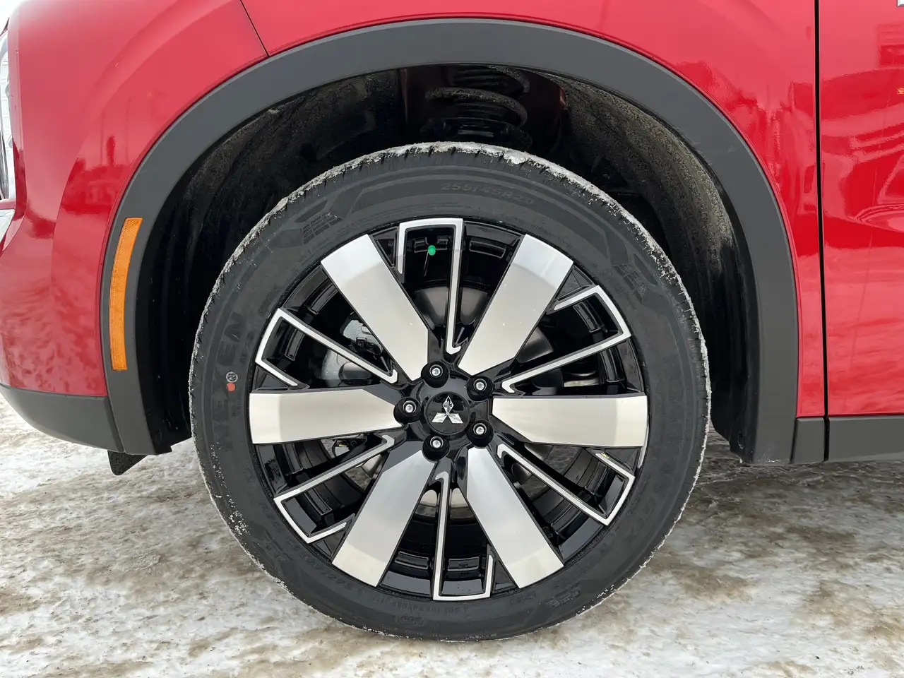 Mitsubishi Outlander снимка Mitsubishi Outlander