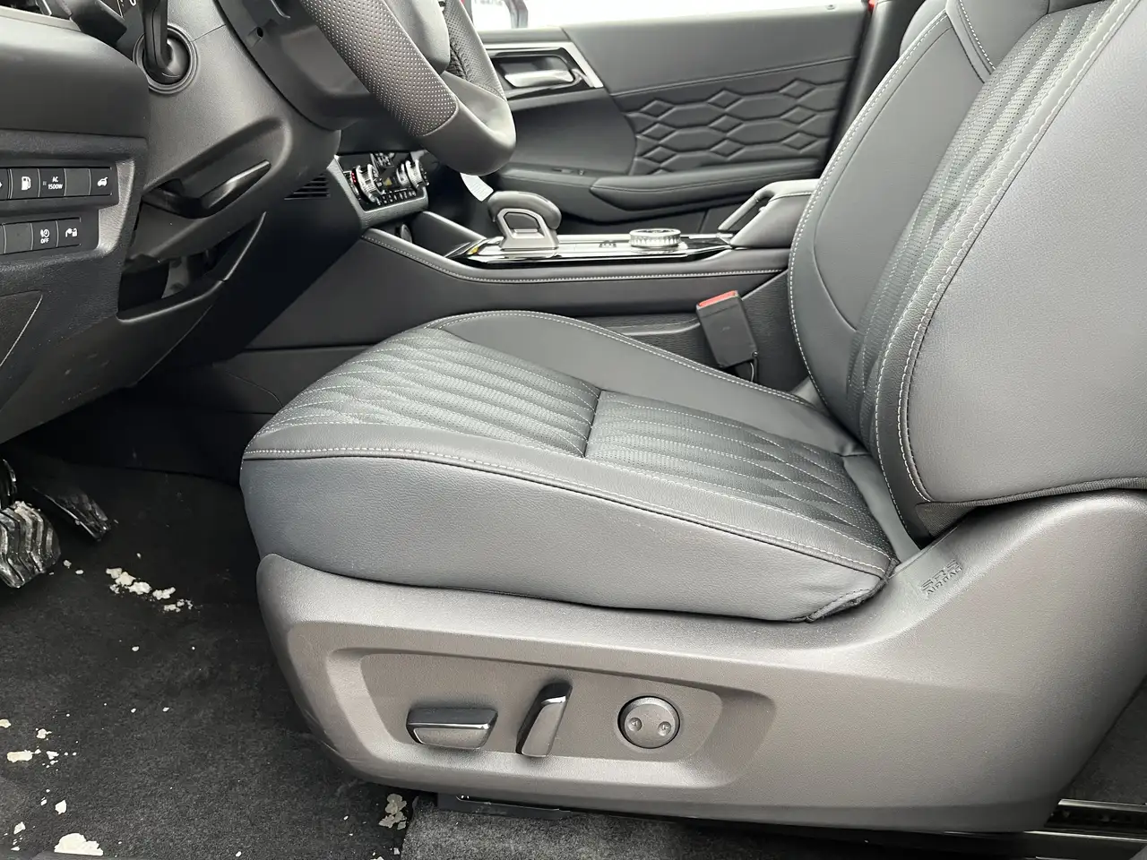 Mitsubishi Outlander снимка Mitsubishi Outlander