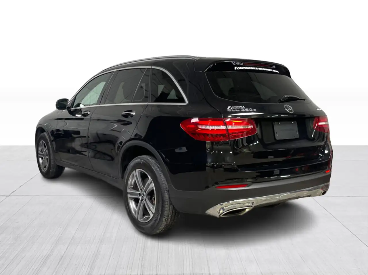 Mercedes-Benz GLC снимка Mercedes-Benz GLC