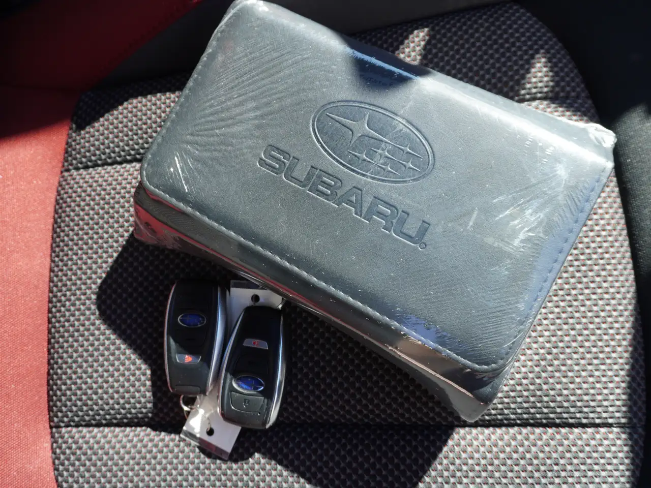 Subaru Impreza снимка Subaru Impreza