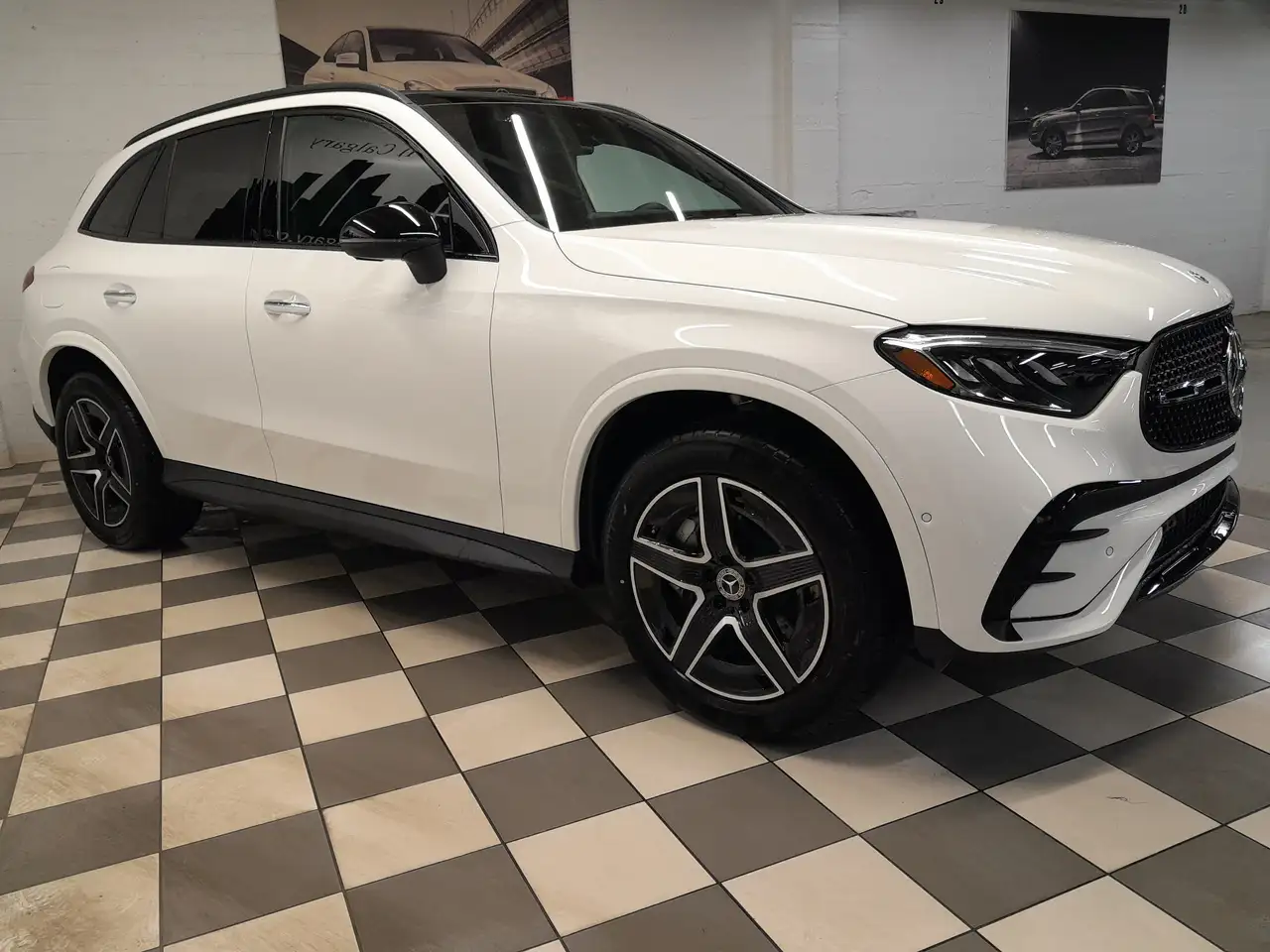 Mercedes-Benz GLC снимка Mercedes-Benz GLC