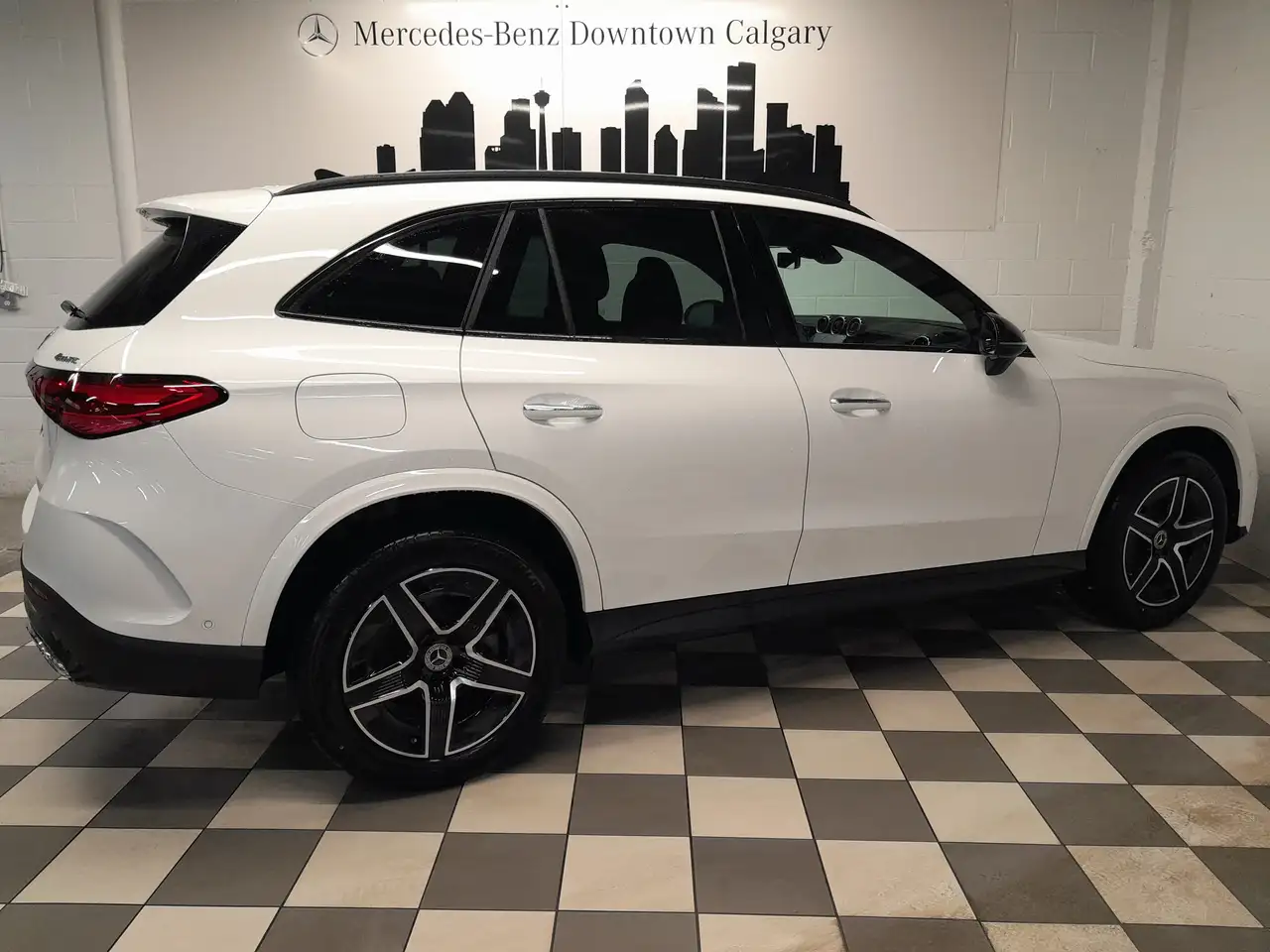 Mercedes-Benz GLC снимка Mercedes-Benz GLC