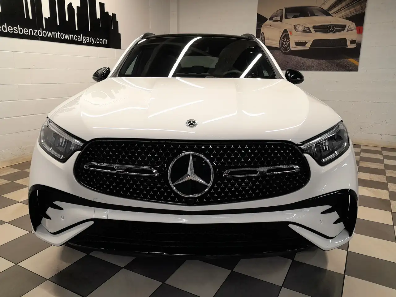 Mercedes-Benz GLC снимка Mercedes-Benz GLC