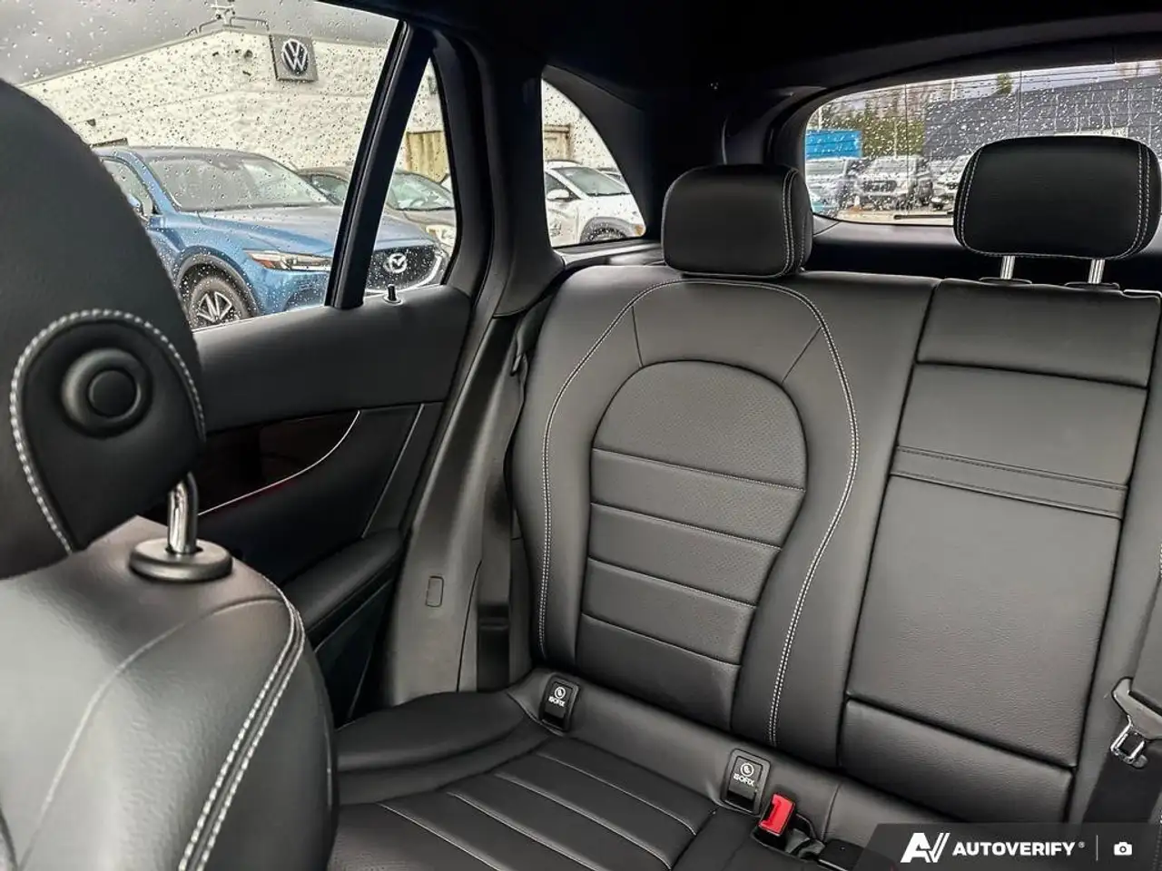 Mercedes-Benz GLC снимка Mercedes-Benz GLC